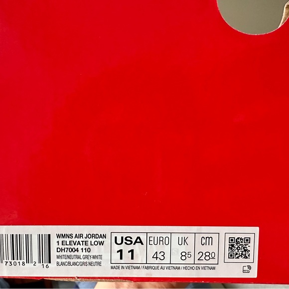 Brand New Jordan 1 Low Elevate Women’s size 11 - Picture 7 of 8